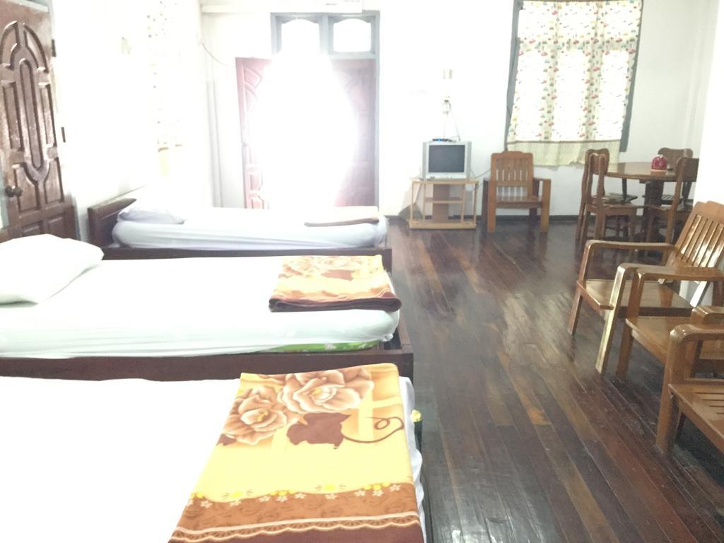 Kan Thar Yar Guesthouse - Burmese Only Hpa-an Exterior photo